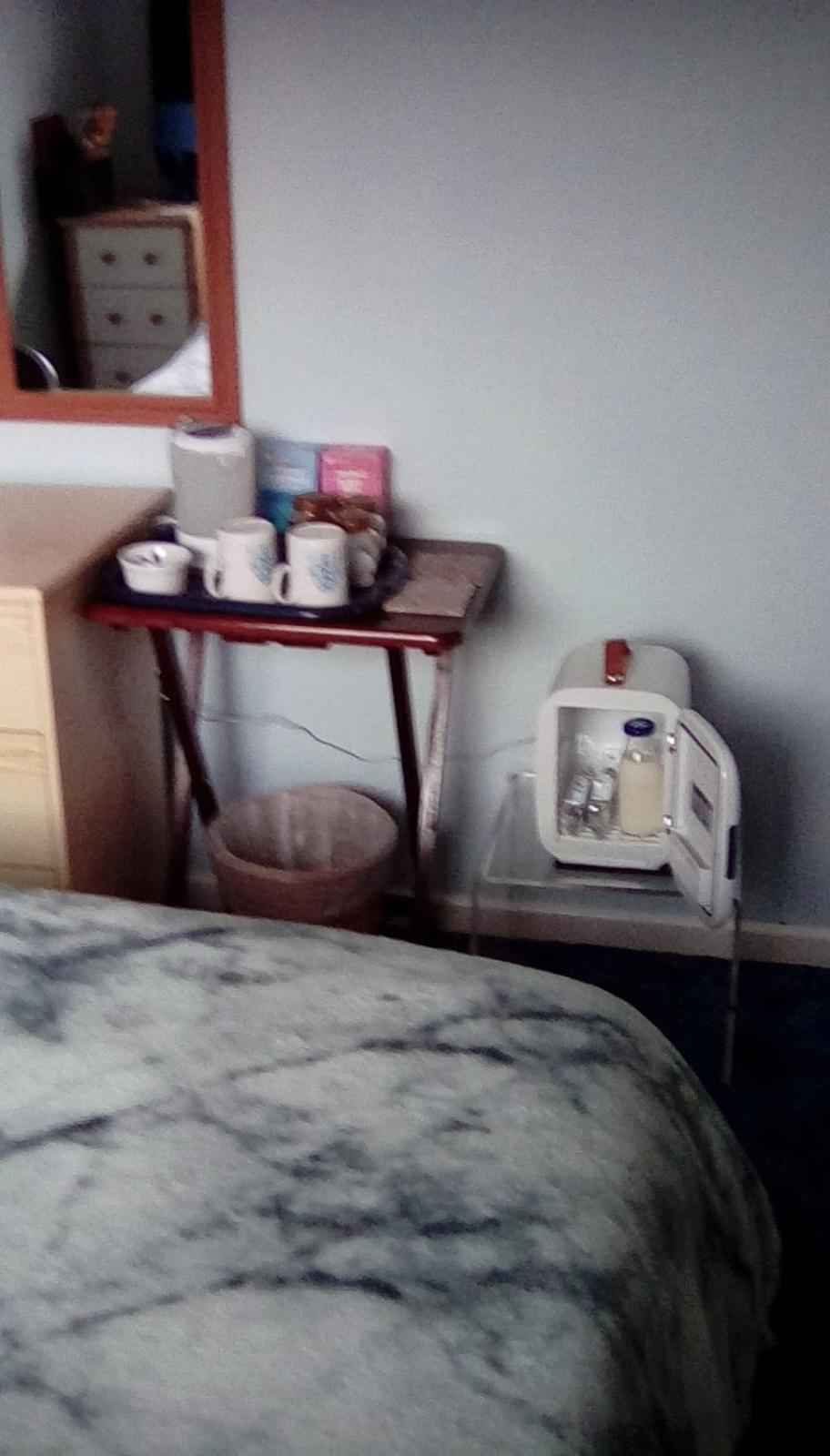 Bed & Breakfast Only - Not 24 Hour Lodging - Free Parking Truro Cornwall エクステリア 写真
